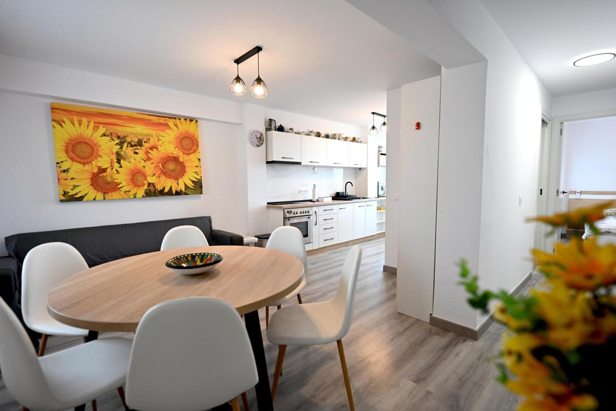 Victoria Apartment *